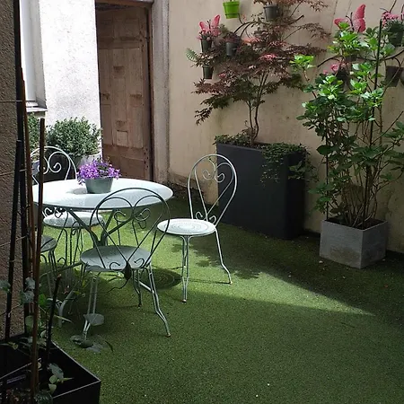 Lägenhet 1 Hyper Centre Avec Jardins